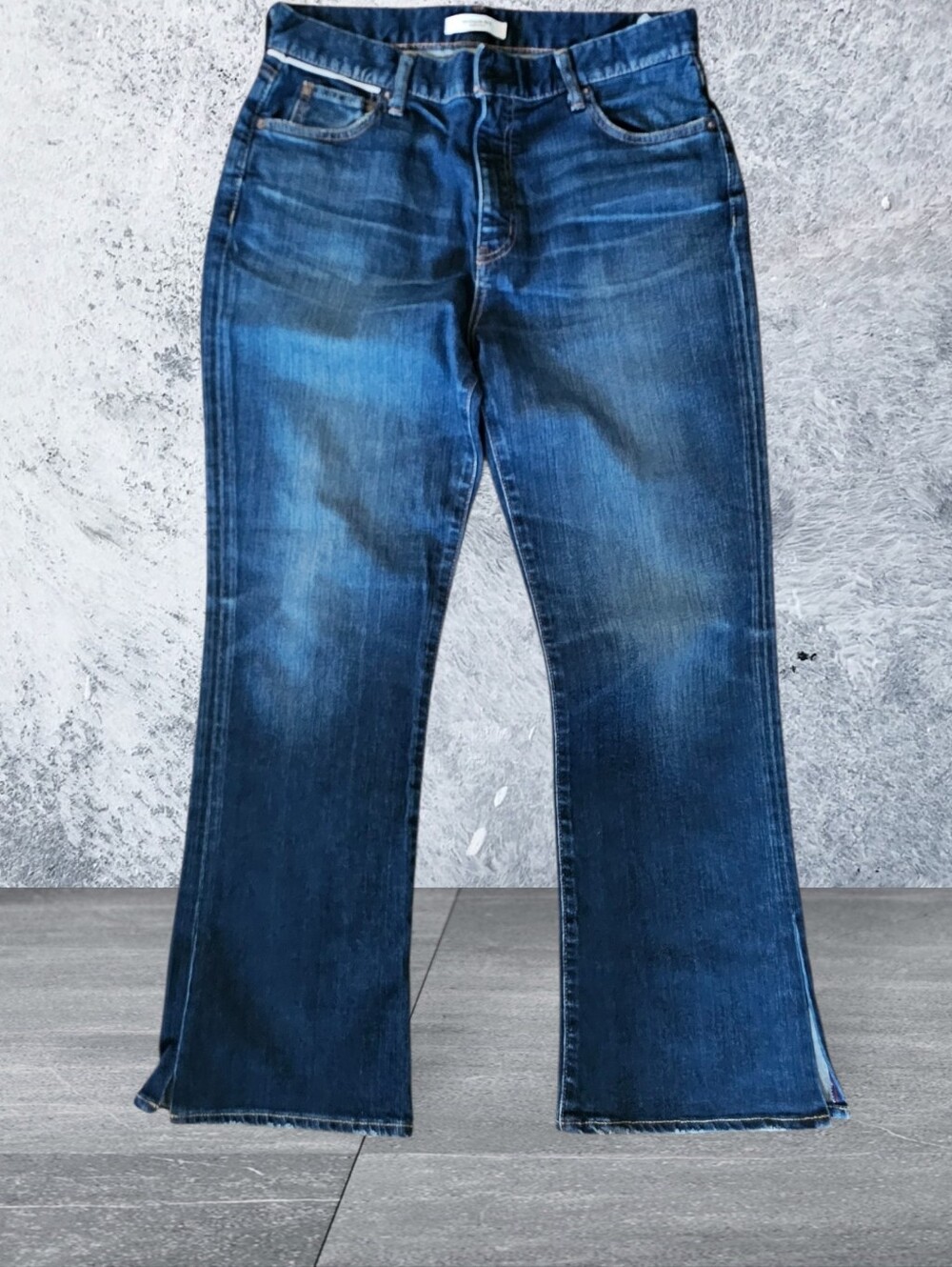 Moussy Vintage SABA Flare Jeans Women’s Size 29 Dark Wash Raw Hem Made in Japan